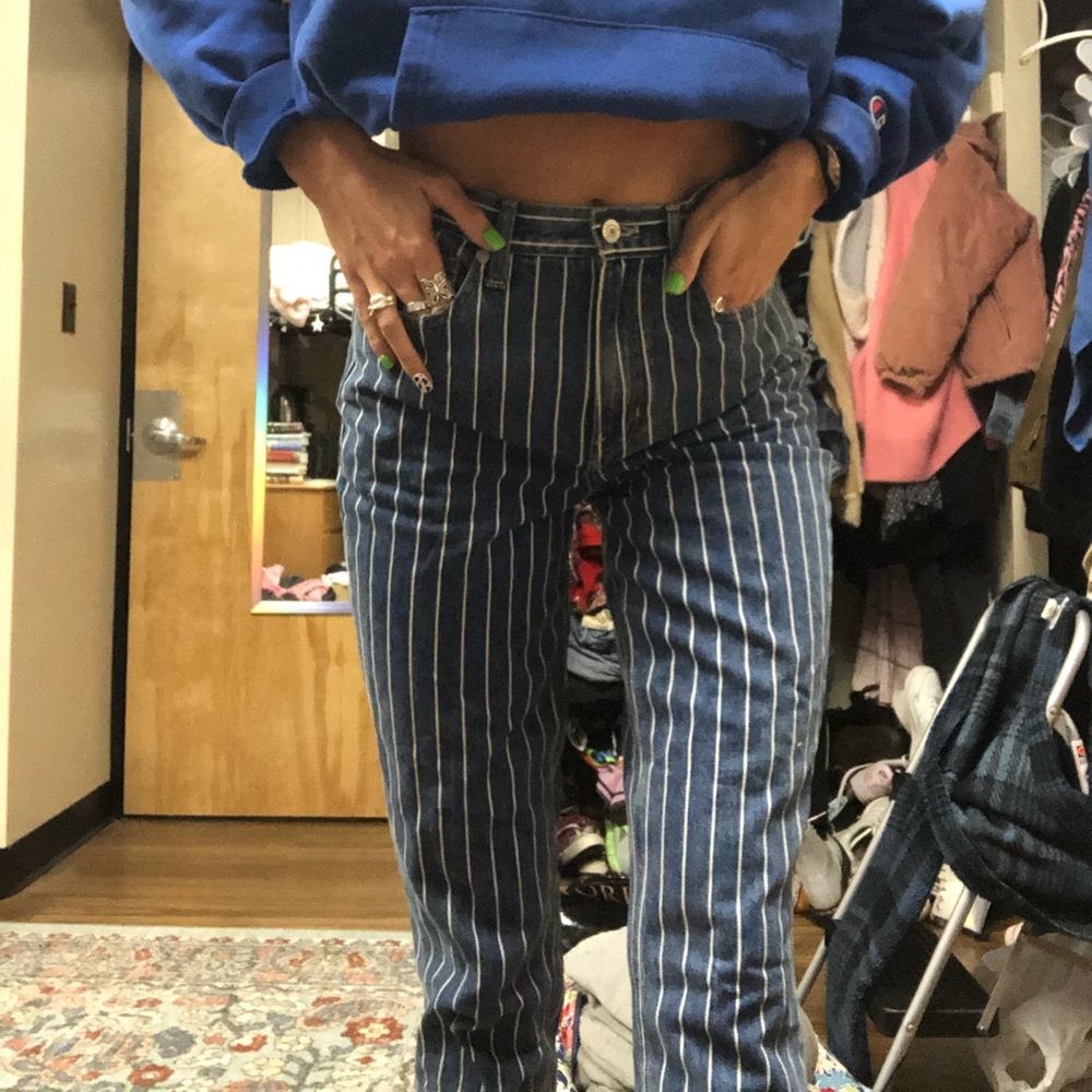 American Eagle stripped jeans